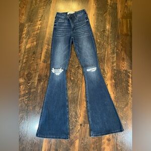 hollister women's flared/wide leg jeans